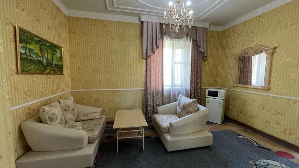Hotel Rosa Roze Luxe House Karagandy Exterior foto